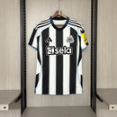 CAMISA NEWCASTLE UNITED TITULAR 25-36 - TORCEDOR